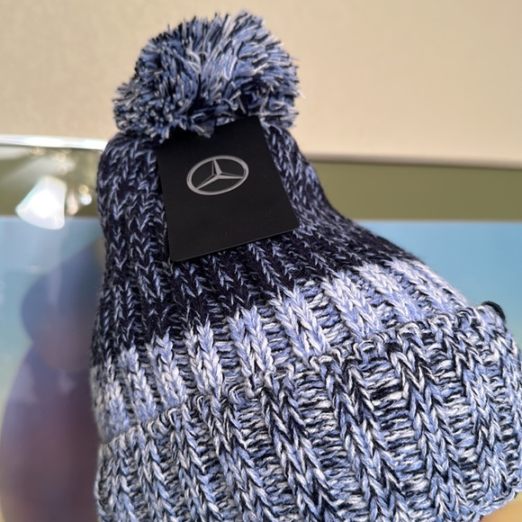 Mercedes-Benz USA Authentic - Picture 4 of 8